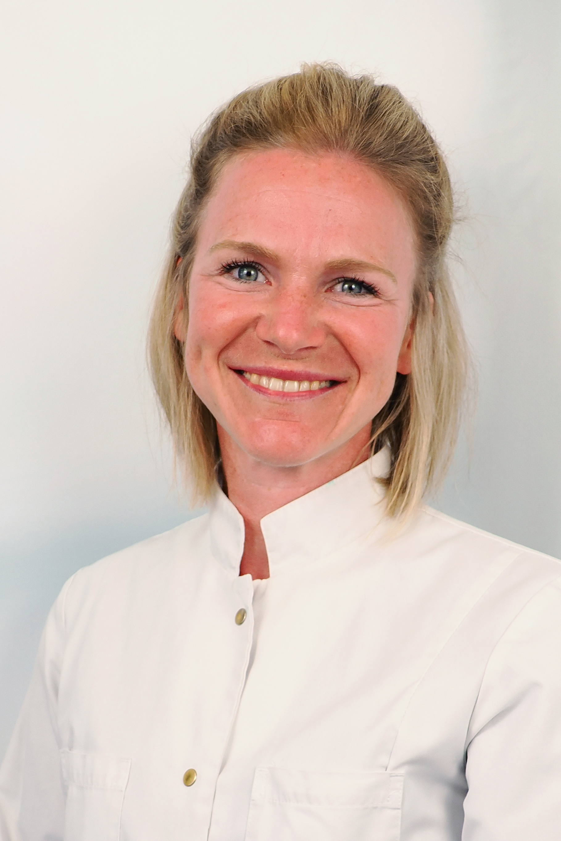  Dr. med. Lena Rossaint